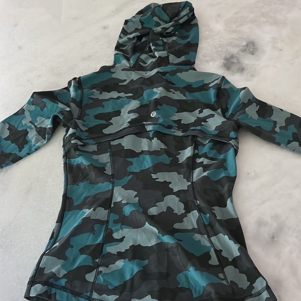 Rare lululemon hooded define jacket mesh vent nulu size 6! - Picture 2 of 3